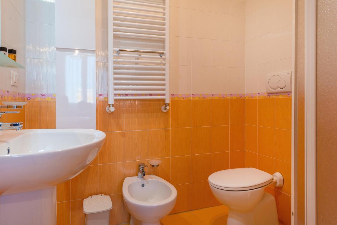 Goodstay Archimede Apartment Λέτσε Εξωτερικό φωτογραφία