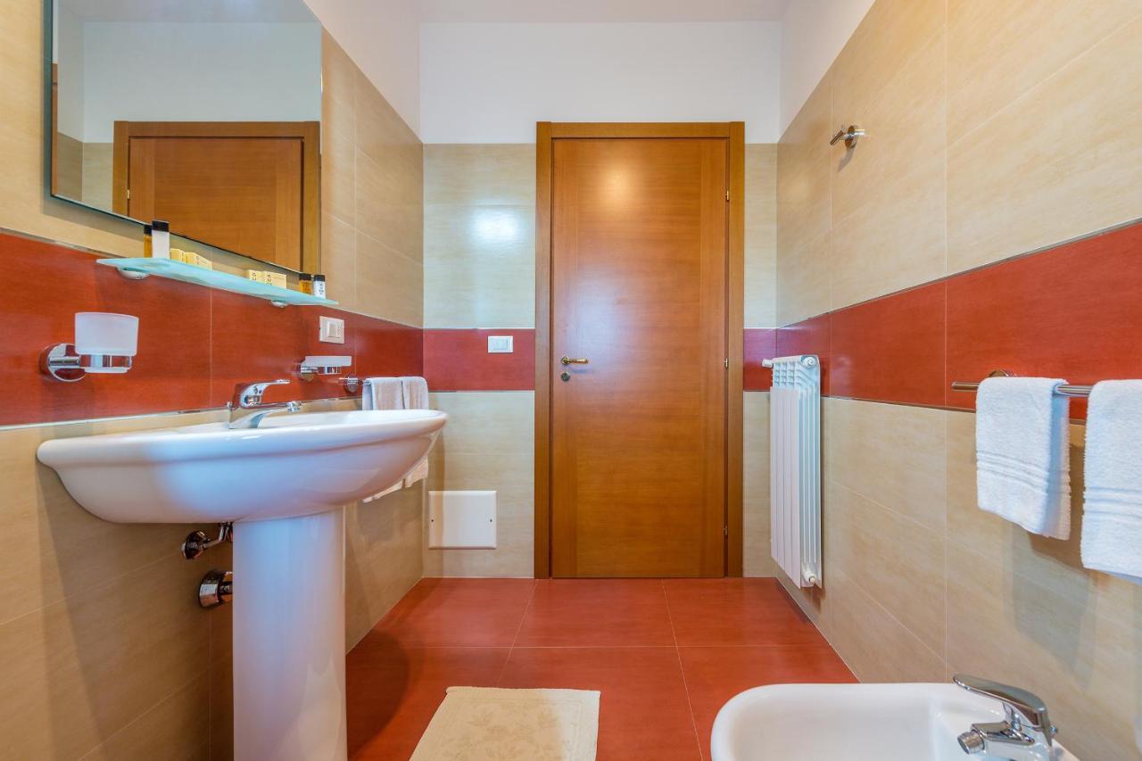 Goodstay Archimede Apartment Λέτσε Εξωτερικό φωτογραφία
